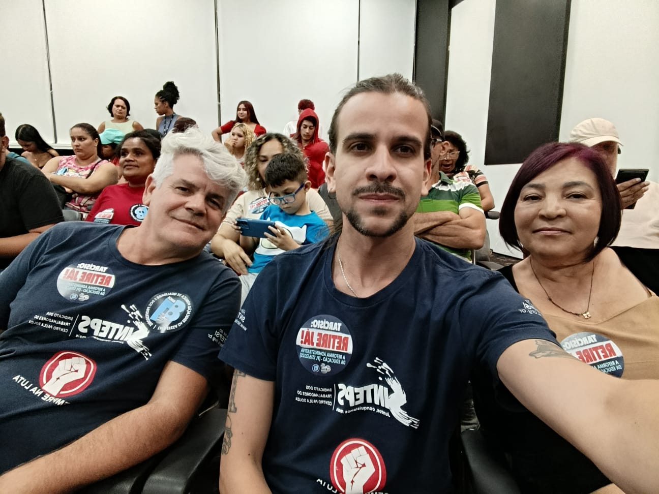 Audiência pública contra a reforma administrativa na educação